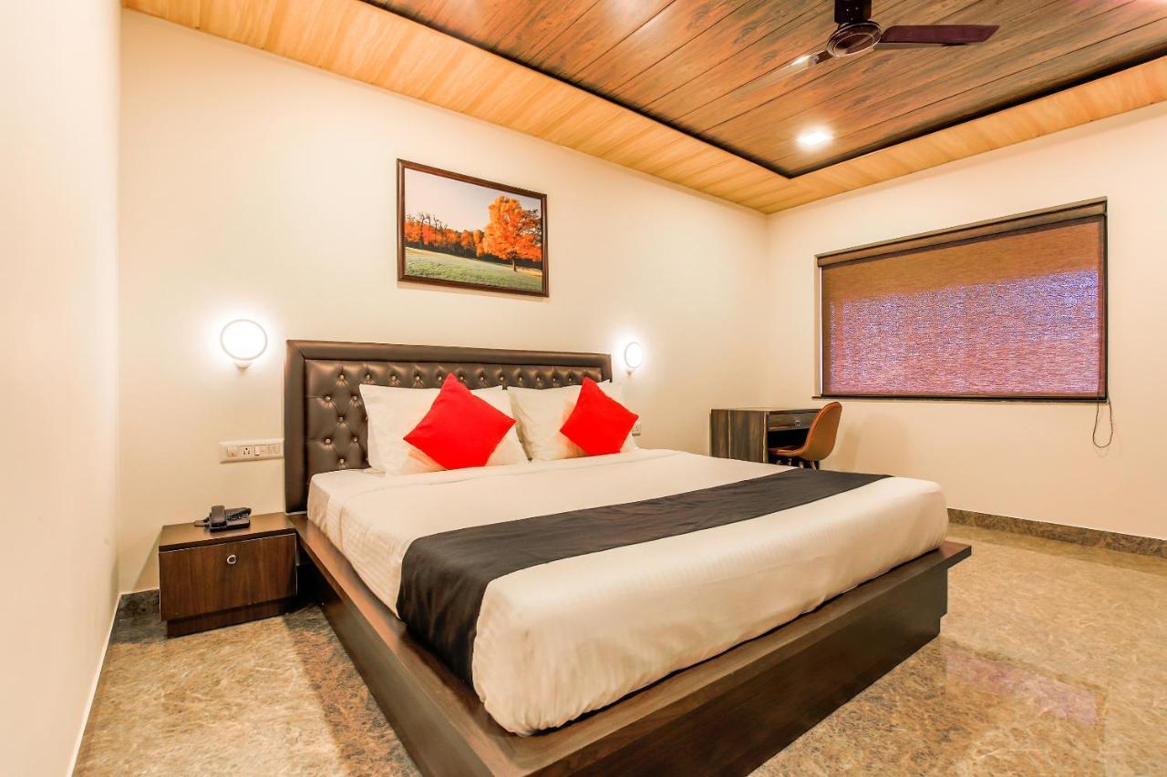 Capital O 18910 La Gracia Resort Morjim Extérieur photo